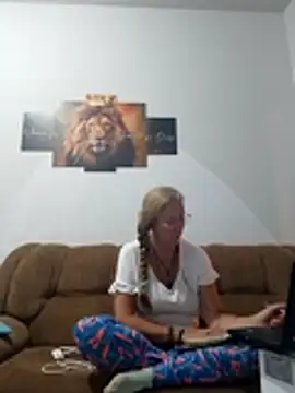 MILEIDE980's Live XXX Chat