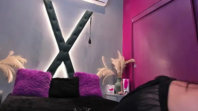 AtheneaBrownn Live XXX Chat