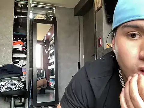 Bbydaddy_0n Live XXX chat