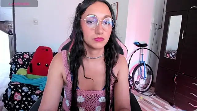 Chat +18 de adrena_10 ao vivo