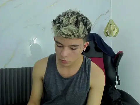 AndyFame1 Obrolan Langsung XXX