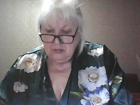 Pokazy przed kamerką – Alexia64231