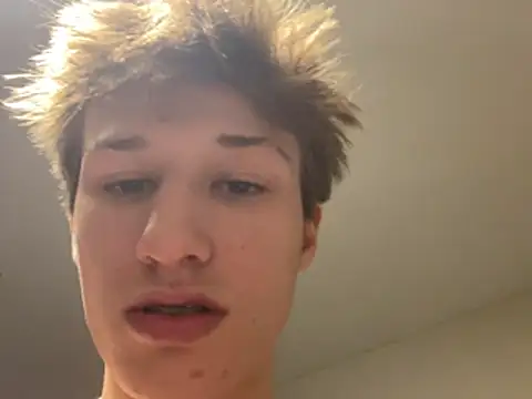 Онлайн чат XXX yourwhiteboy1