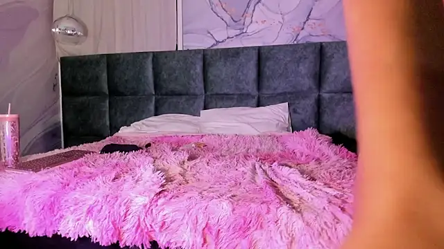 AntonellaRossi Chat XXX in diretta