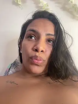 ArielleMillerr-'s Live XXX Chat