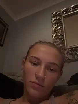 MilssweetxのライブXXXチャット