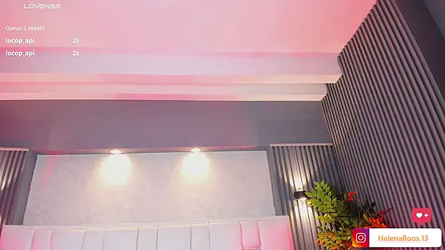 HelenaRoos' Live XXX Chat