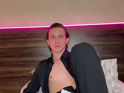 mcklister_kinky_feets 网络视讯表演