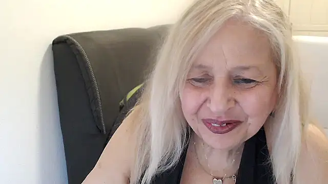 SusiLifeXXX Chat XXX in diretta