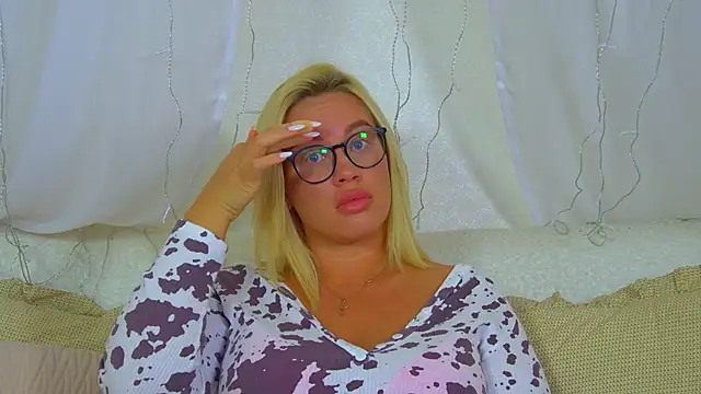 دردشة MariaNeumann الجنسية المباشرة