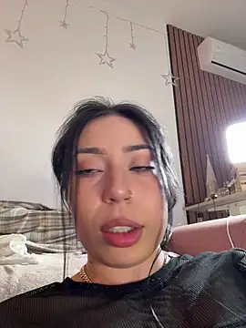 KimArts' Live XXX Chat