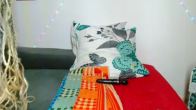 ELAINE_xXxX লাইভ XXX চ্যাট