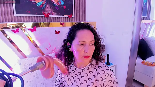 Luna_Naughty1's Live XXX Chat