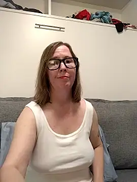 SweetandNaughty1 Live XXX-chat