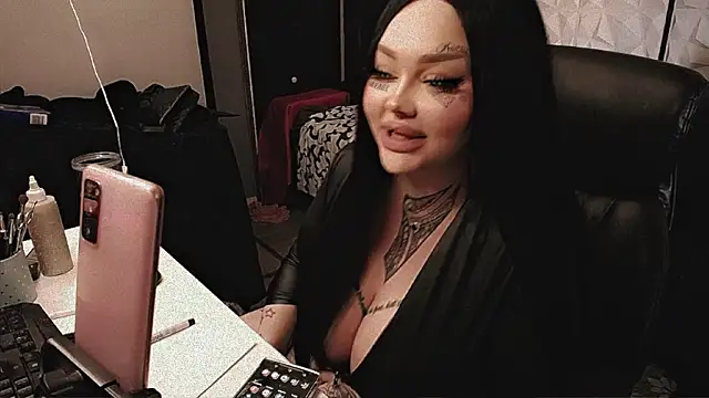 sheylagoddess11 Show in webcam