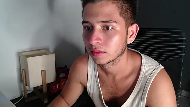 harold_18_ 라이브 XXX 채팅