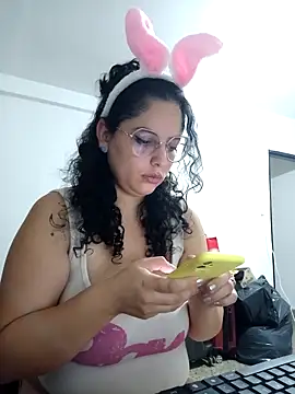 babyluna939 Live XXX Chat