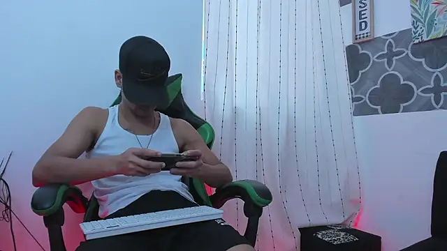 Alejandro_12314 网络视讯表演