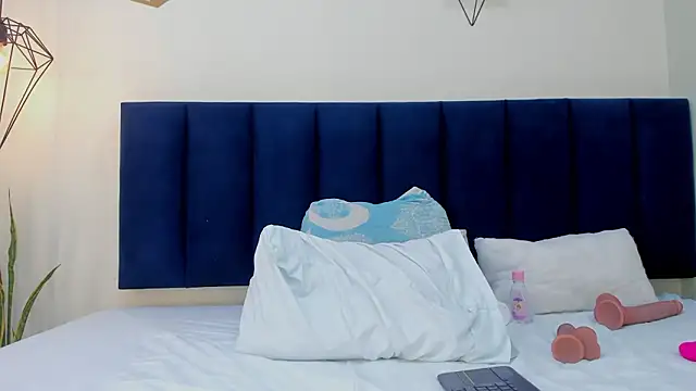 Chat +18 de sophieturner_mg ao vivo