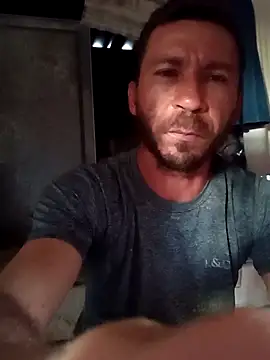 RobertoLuiz84 Chat XXX live