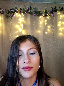 Chat +18 de Roslin-nix2 ao vivo