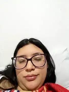 Chat +18 de Dahlia-Rose ao vivo