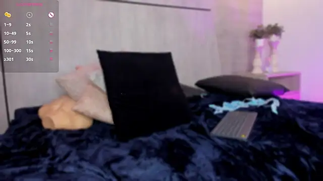 Lilyrousse_ – Kamerová šou