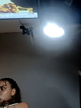 Chat +18 de KarinRoss ao vivo