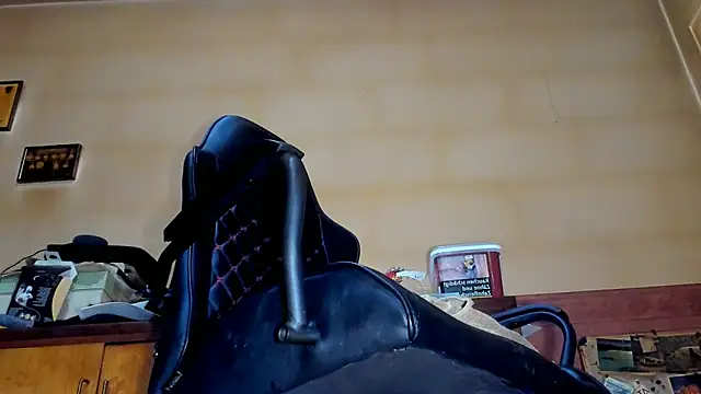 Show de kinkyman47 na webcam