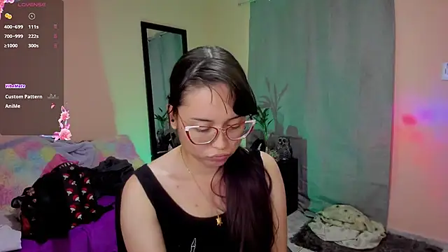 Chat +18 de shantalc3rezo ao vivo