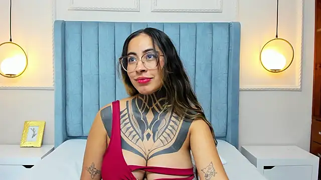 دردشة NicoleBlum الجنسية المباشرة