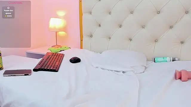 Lia_Latte 现场XXX聊天