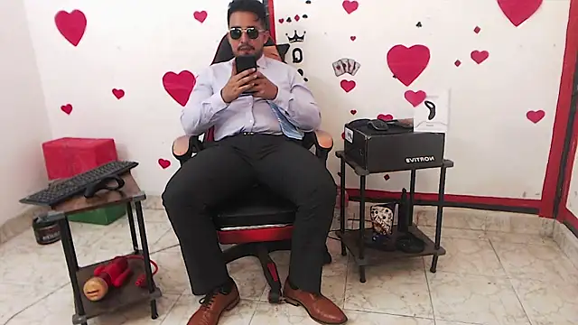 KalethBigDick 라이브 XXX 채팅