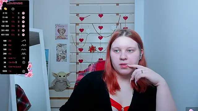 Show modela FoxPlayXX na web-kameri