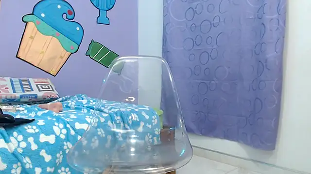 NOVAHOT98 Adlı Modelin Canlı XXX Sohbeti