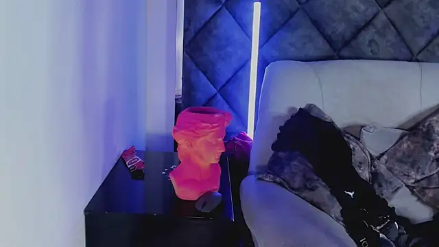 Živý XXX chat Dimitri_Bass