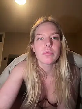 Chloemillerrxx Webcam Show