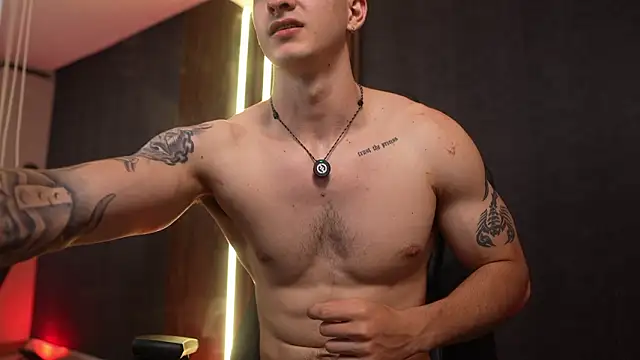 JacksonOlsennn Live XXX chat