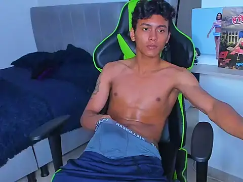 PaulTallxn Live XXX chat