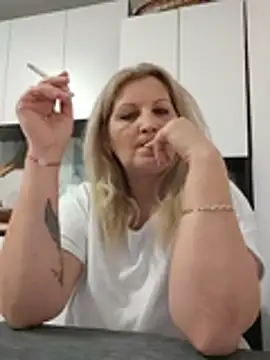 Divineblond Obrolan Langsung XXX