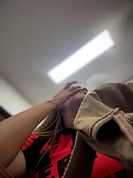 Colibri_xxx's Live XXX Chat