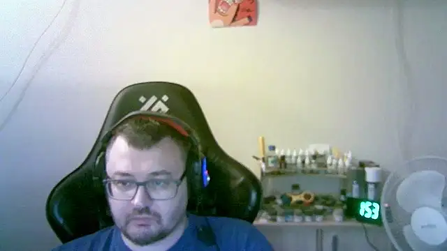 SirAbuser live XXX chat