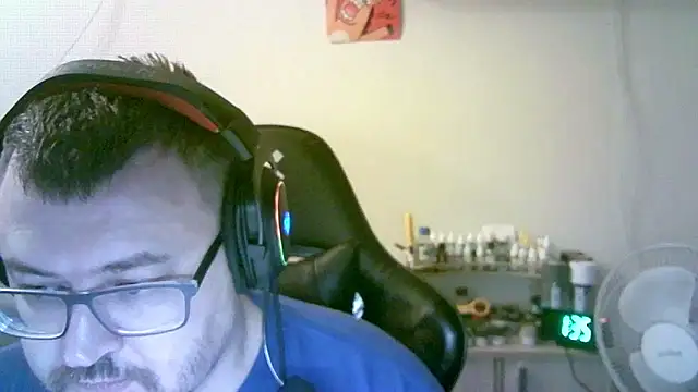 SirAbuser live XXX chat