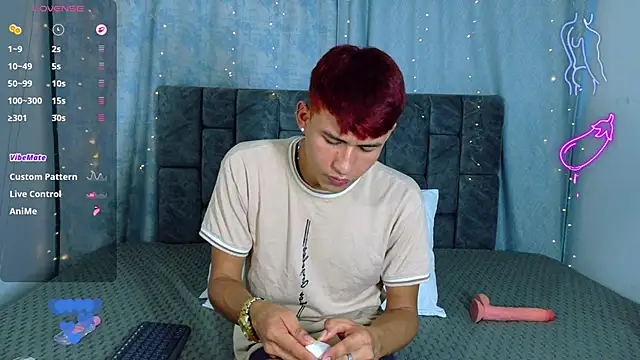 NicolasTorrez live XXX chat