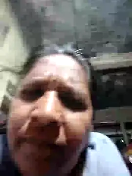 Loomaraj Webcam show