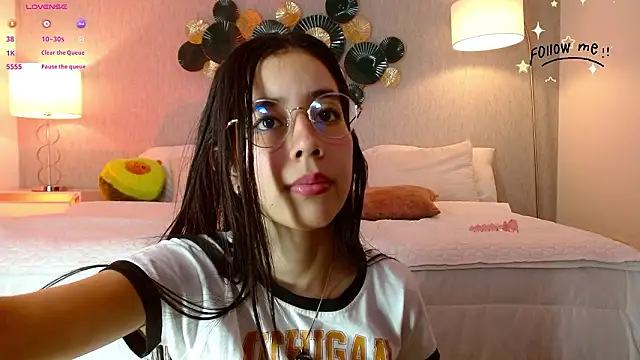 laraa_jeean – Naživo XXX chat