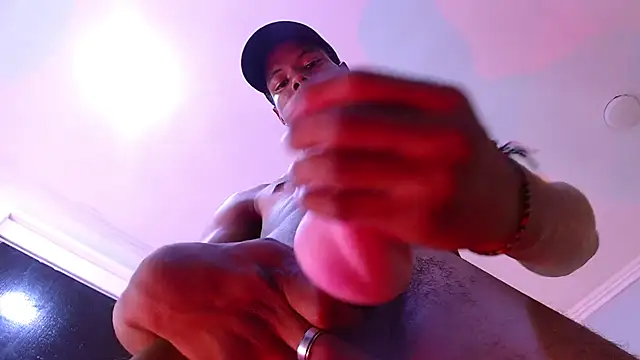 Santiago_Ortiz_'s Live XXX Chat