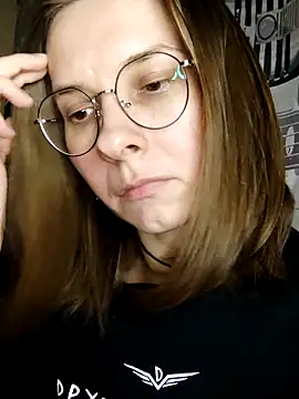 Aashikalaa Chat XXX in diretta