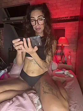 Amani_thewolf Live XXX-chat