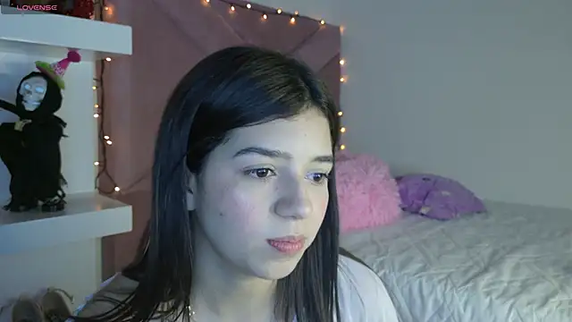 eva_sin18 Adlı Modelin Canlı XXX Sohbeti